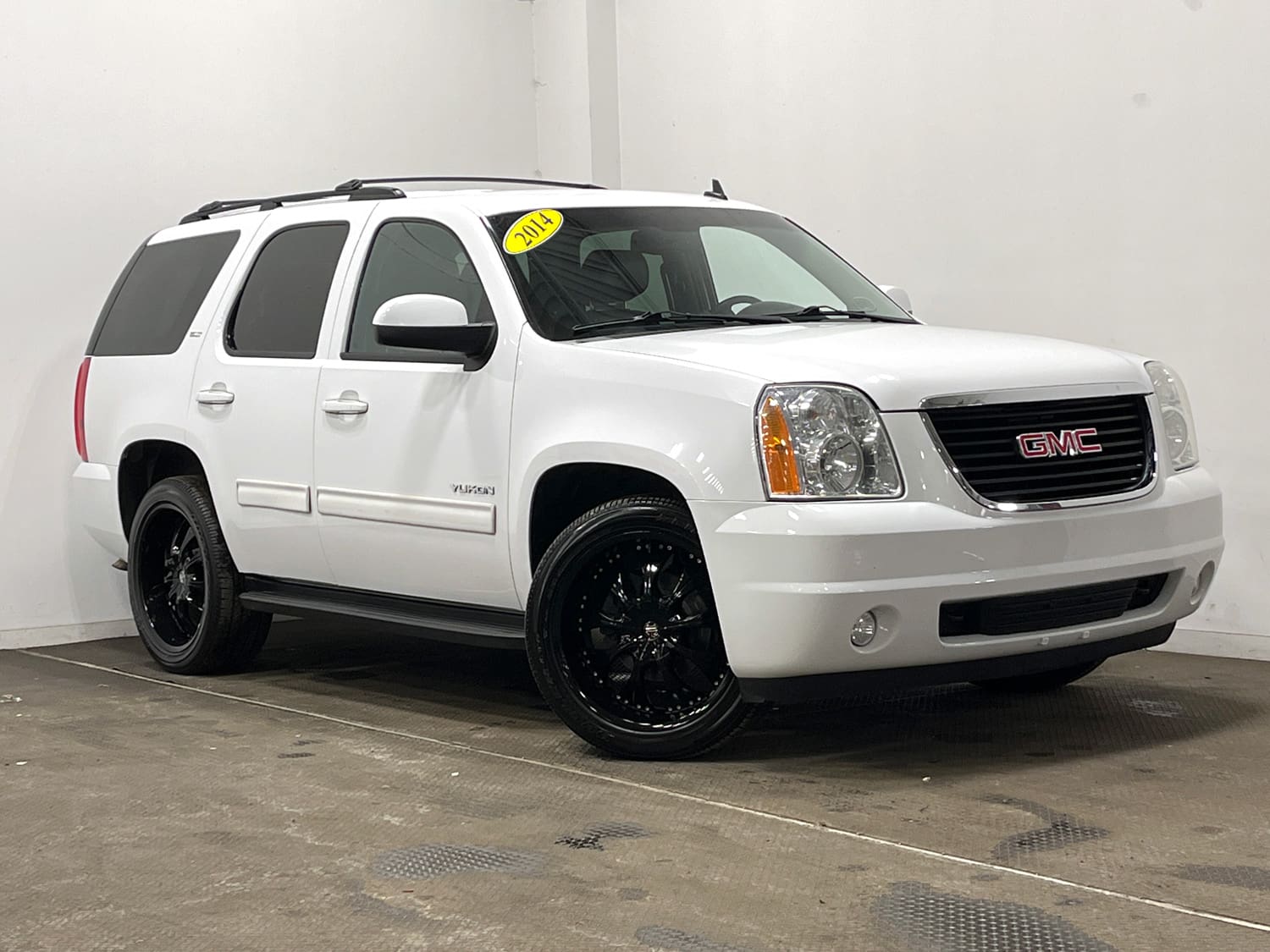 Image 1 of 2014 GMC Yukon